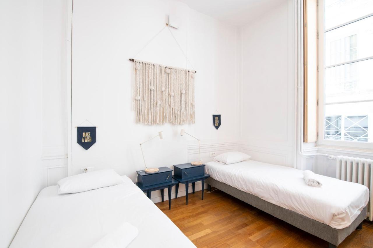 Slo Hostel Lyon Les Pentes (Adults Only) Exteriér fotografie