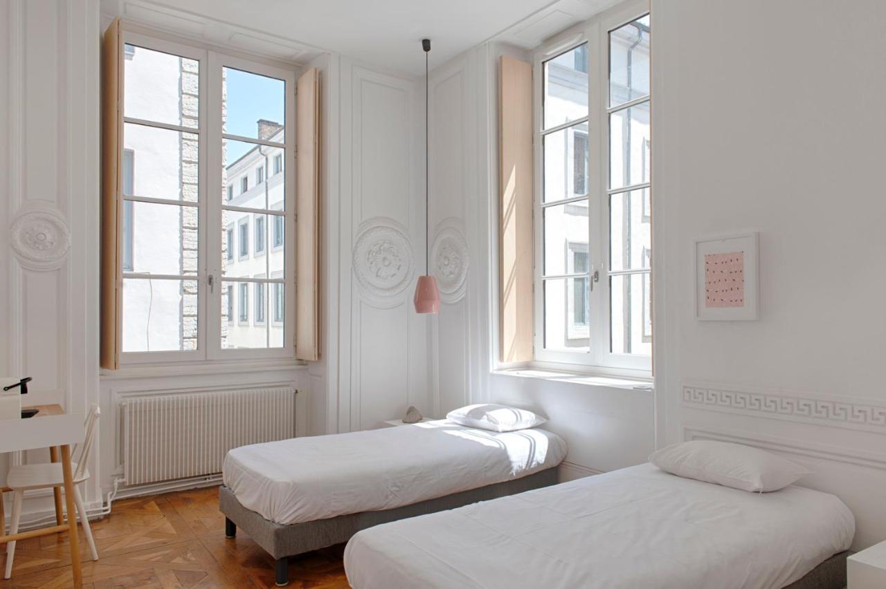Slo Hostel Lyon Les Pentes (Adults Only) Exteriér fotografie