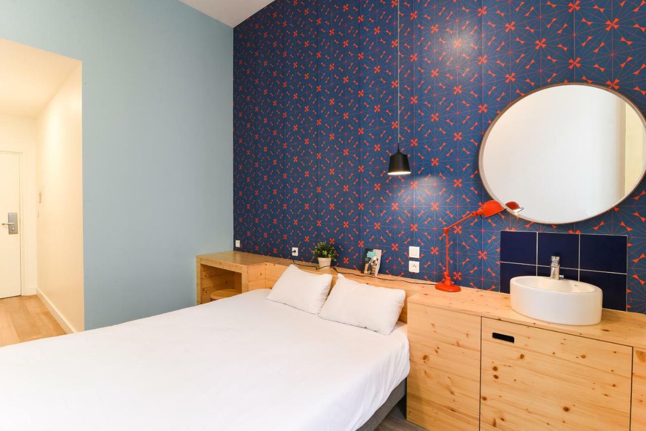 Slo Hostel Lyon Les Pentes (Adults Only) Exteriér fotografie