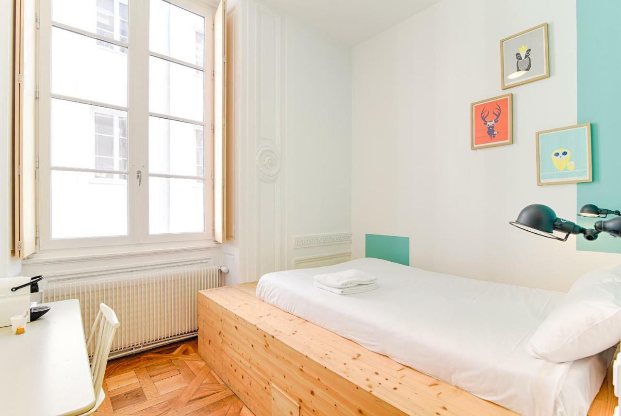 Slo Hostel Lyon Les Pentes (Adults Only) Exteriér fotografie
