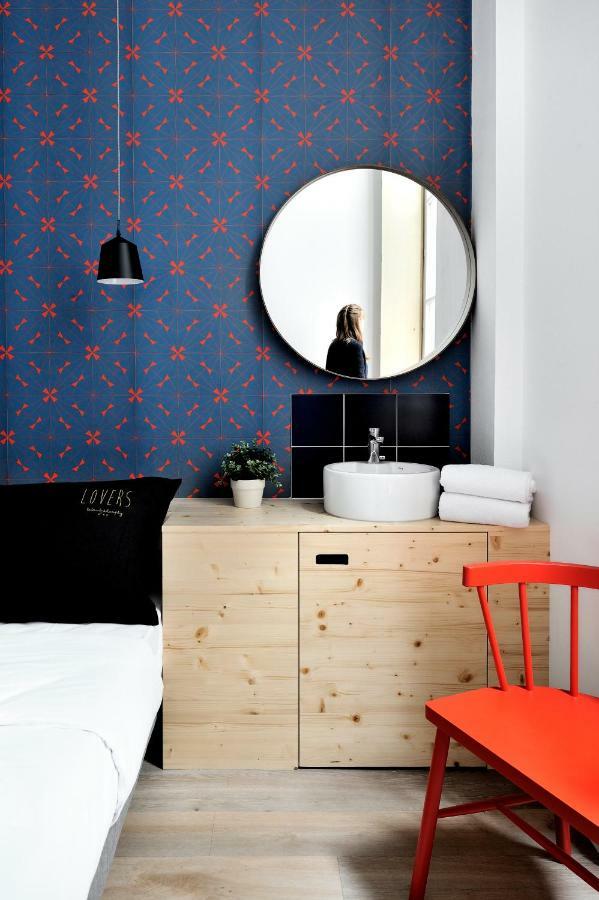 Slo Hostel Lyon Les Pentes (Adults Only) Exteriér fotografie